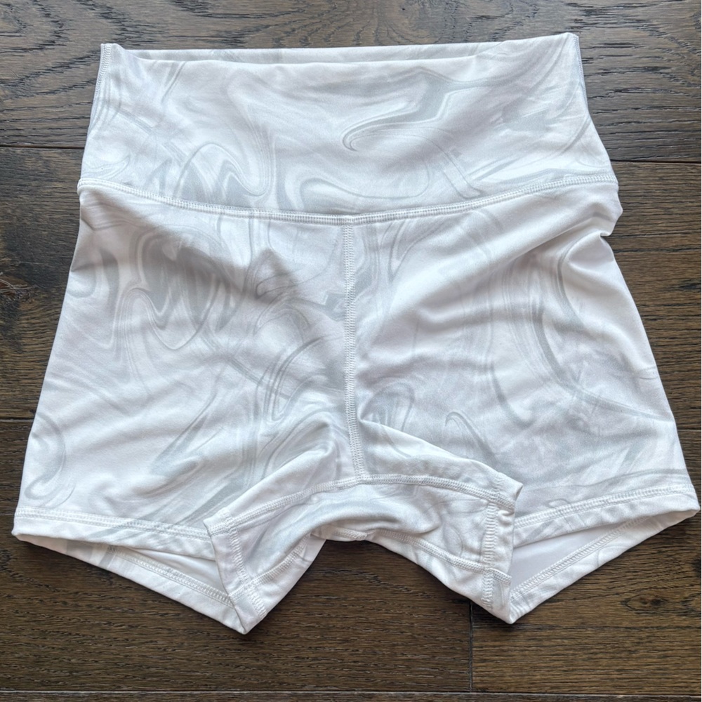 Fleo Shorts